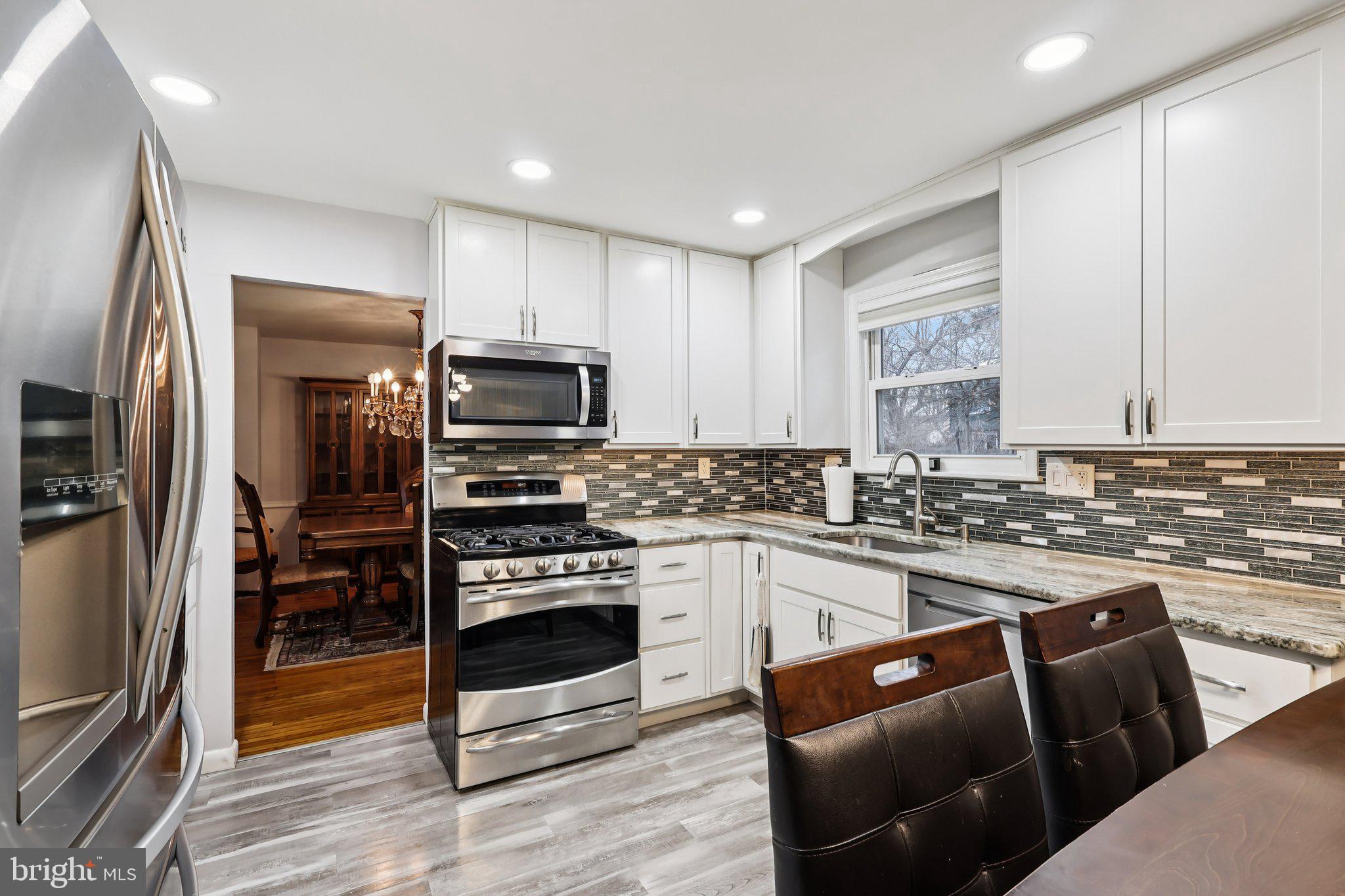 721 Chatham Road Somerdale, NJ 08083 - Photo 11 of 42 Eat-in kitchen