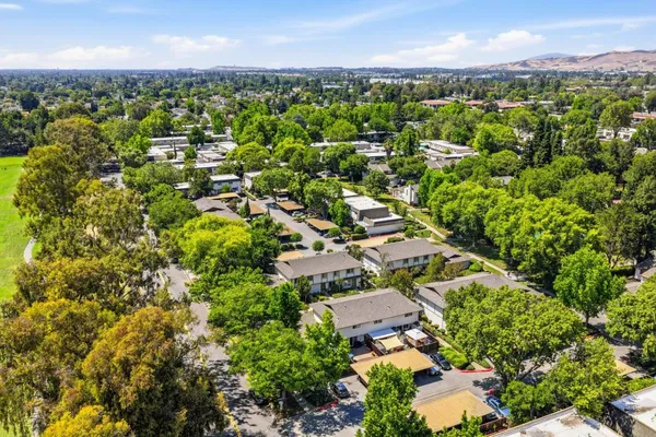 $699,000 | 194 Oak Brook Circle, San Jose, CA 95139