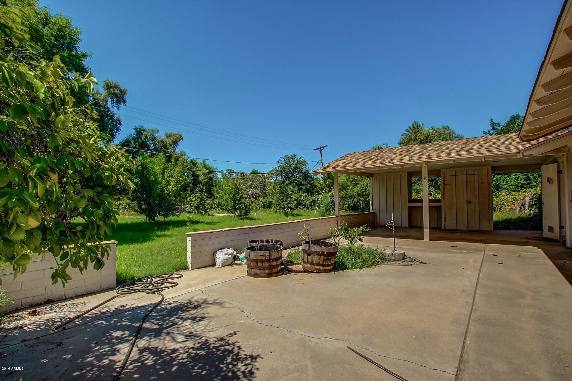 5415 East Osborn Road Phoenix, AZ 85018 - Photo 7 of 18 8