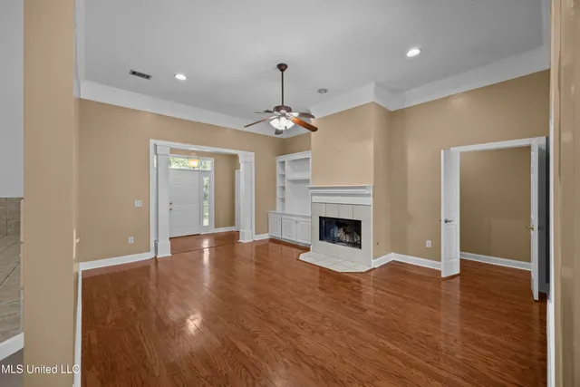 $260,000 | 236 Wakeland Drive, Raymond, MS 39154