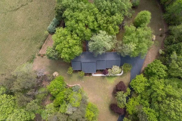 $375,000 | 173 A Marshall Smith Road, Colfax, NC 27235