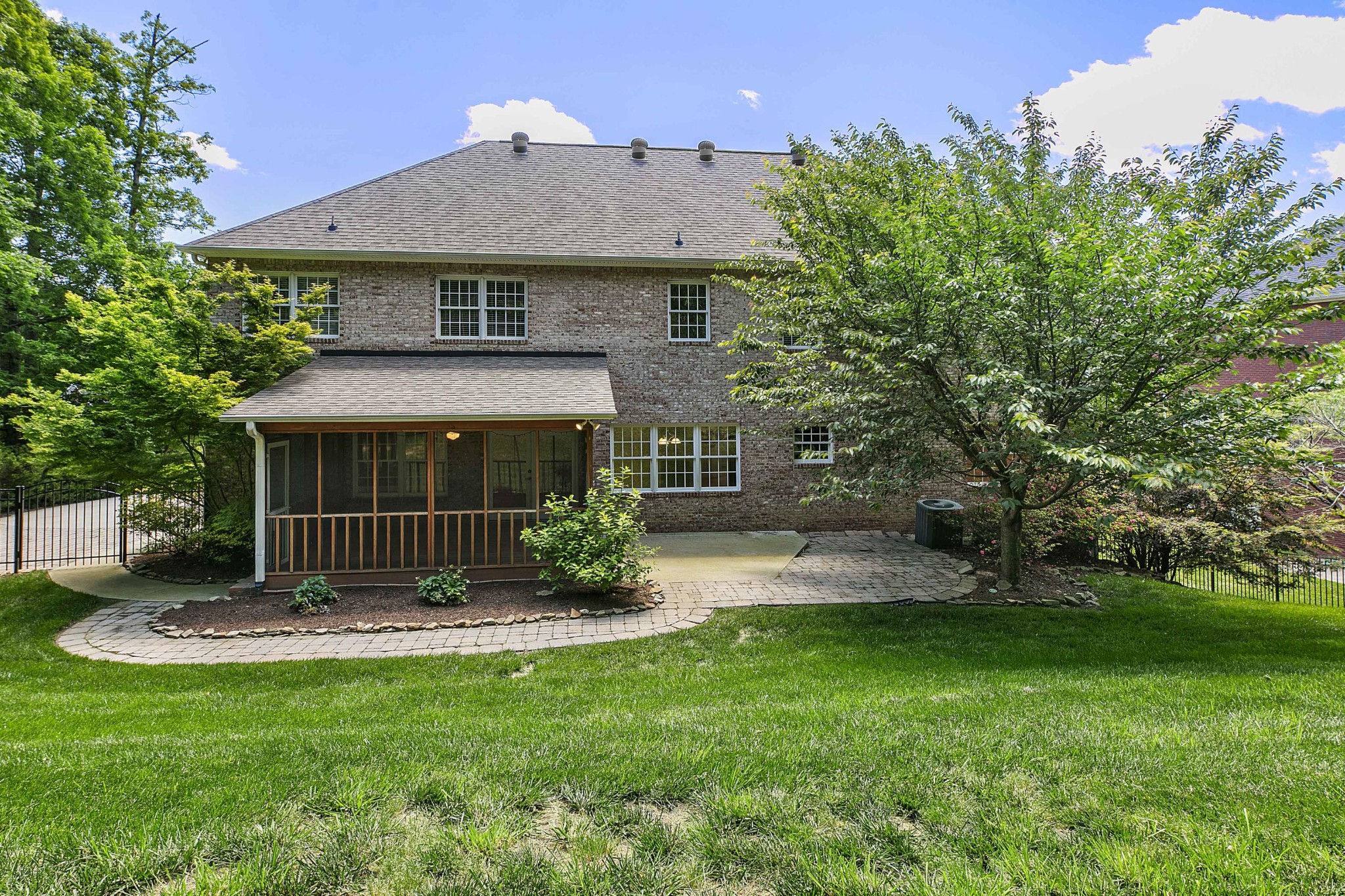 12412 Comblain Road Knoxville, TN 37934 - Photo 2 of 40 Gallery Image 2