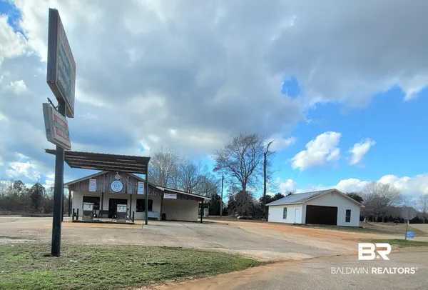 $199,000 | 2777 Highway 83, Evergreen, AL 36401
