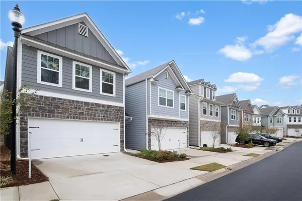 $2,350 | 241 Turner Lane, Woodstock, GA 30188