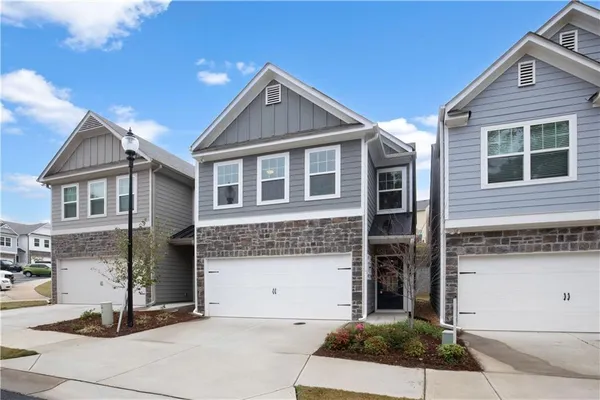 $2,350 | 241 Turner Lane, Woodstock, GA 30188