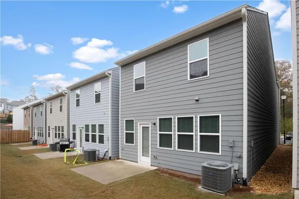 $2,350 | 241 Turner Lane, Woodstock, GA 30188