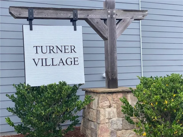 $2,350 | 241 Turner Lane, Woodstock, GA 30188