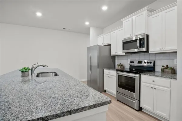 $2,350 | 241 Turner Lane, Woodstock, GA 30188