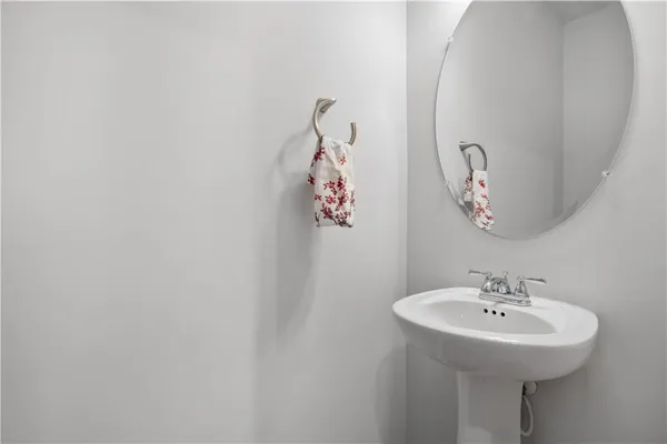 $2,350 | 241 Turner Lane, Woodstock, GA 30188