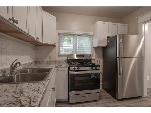 $1,900 | 1333 East Pacific Street, St. Paul, MN 55106