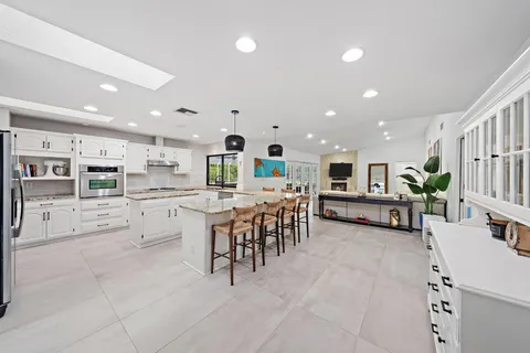 $2,295,000 | 14039 Greentree Trail, Wellington, FL 33414