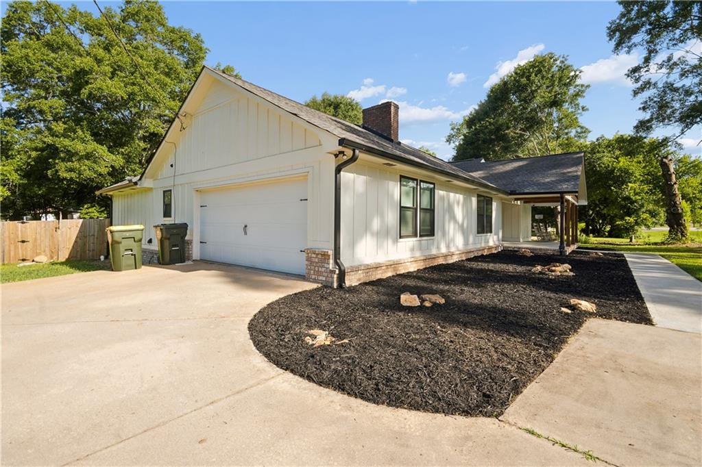 7507 Campground Road Cumming, GA 30040 - Photo 3 of 40