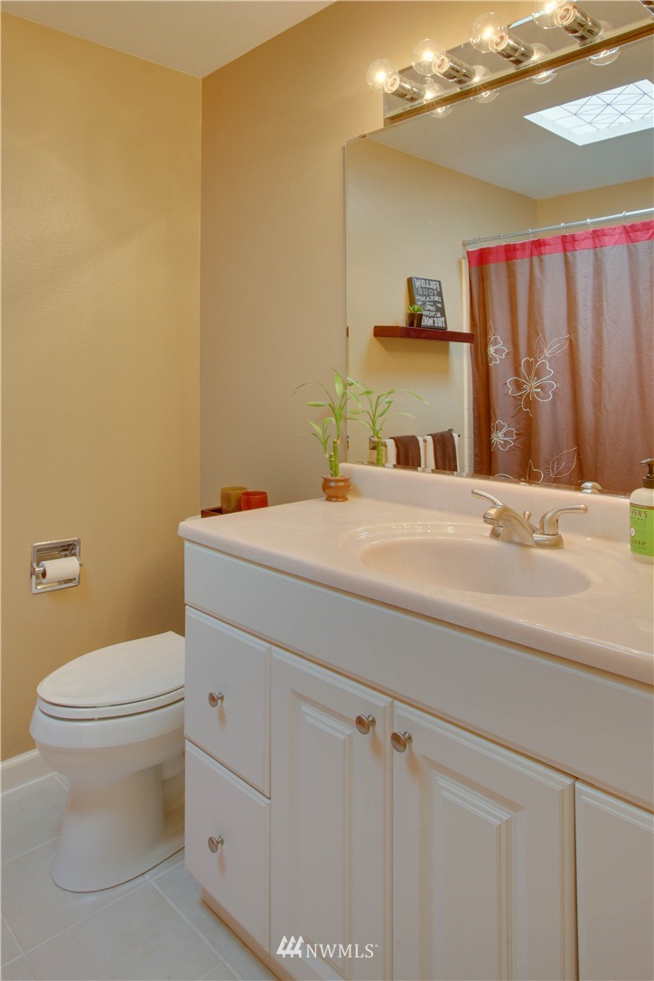 2601 Northeast 19th Street Renton, WA 98056 - Photo 17 of 25