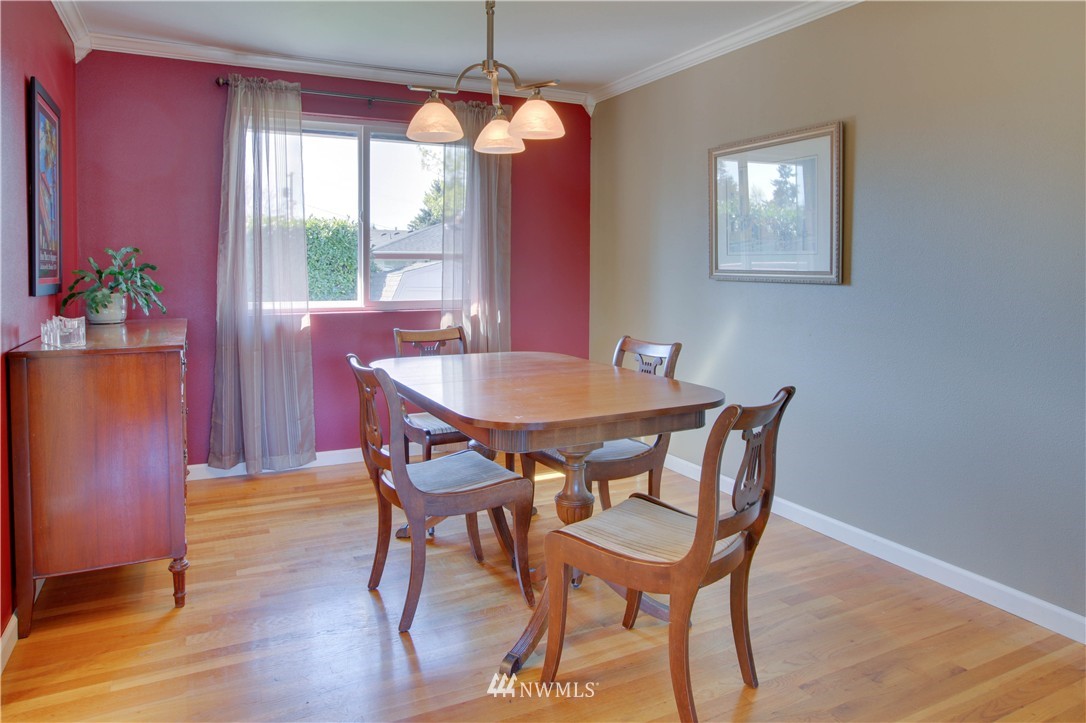 2601 Northeast 19th Street Renton, WA 98056 - Photo 8 of 25