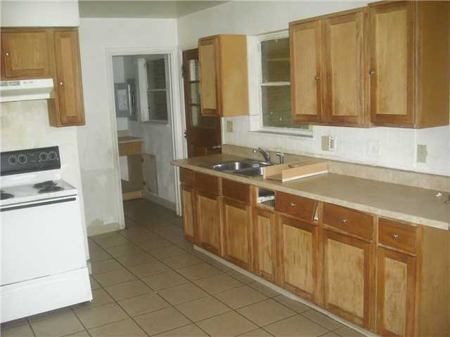 650 South James Road Columbus, OH 43213 - Photo 3 of 10