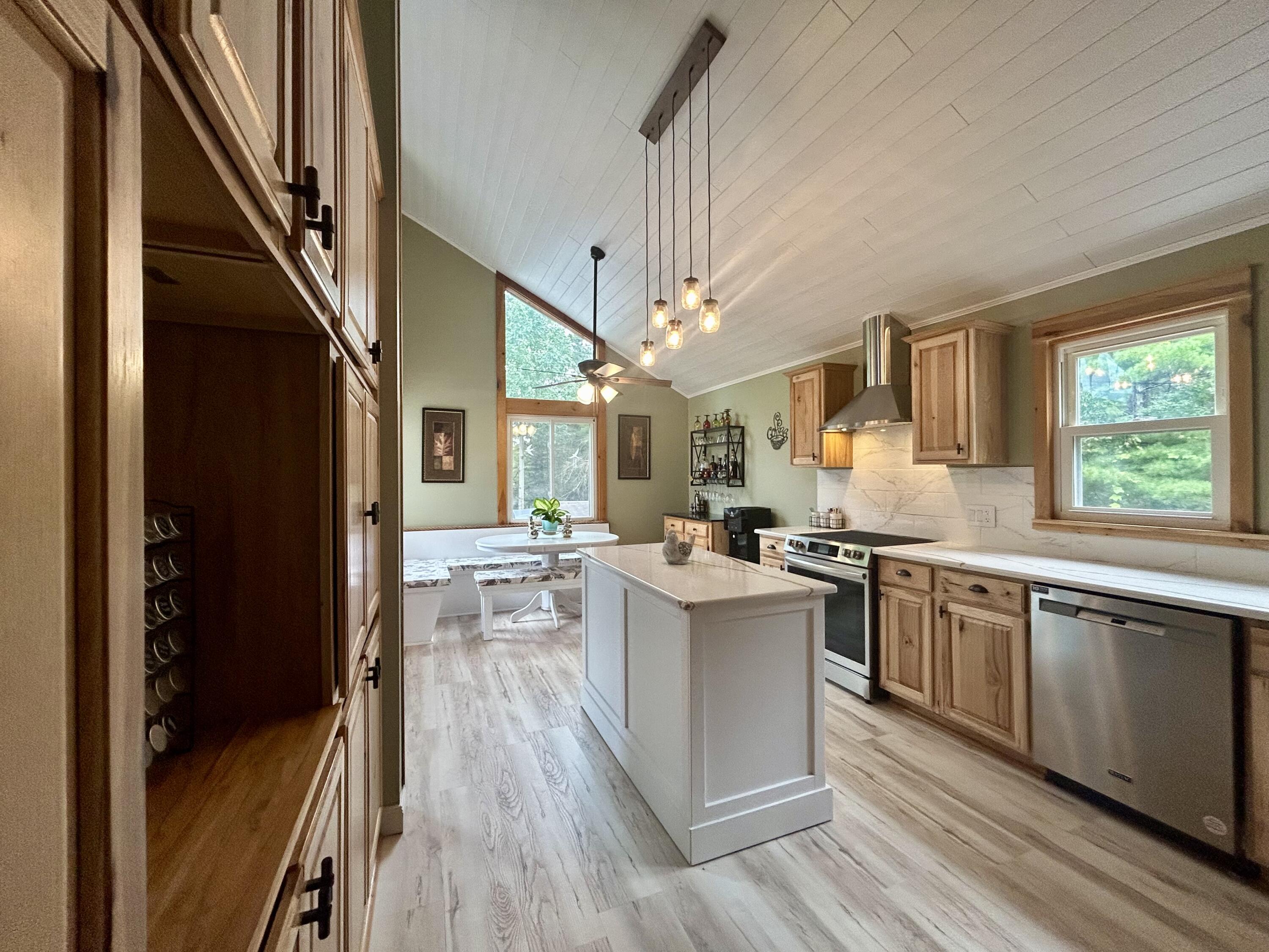 39 Knob Hill Road Peru, NY 12972 - Photo 5 of 56