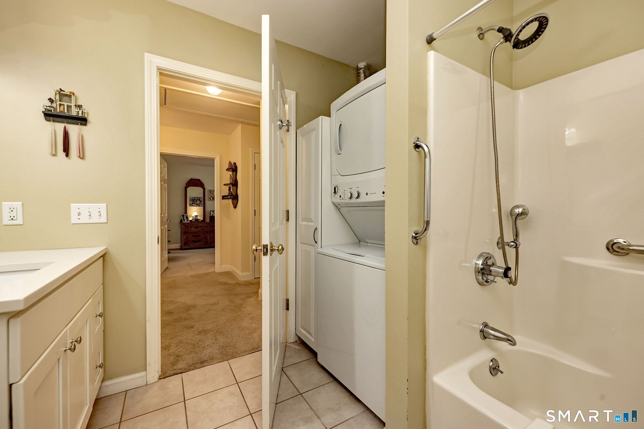150 Forest Road, Unit 37 Milford, CT 06461 - Photo 15 of 19