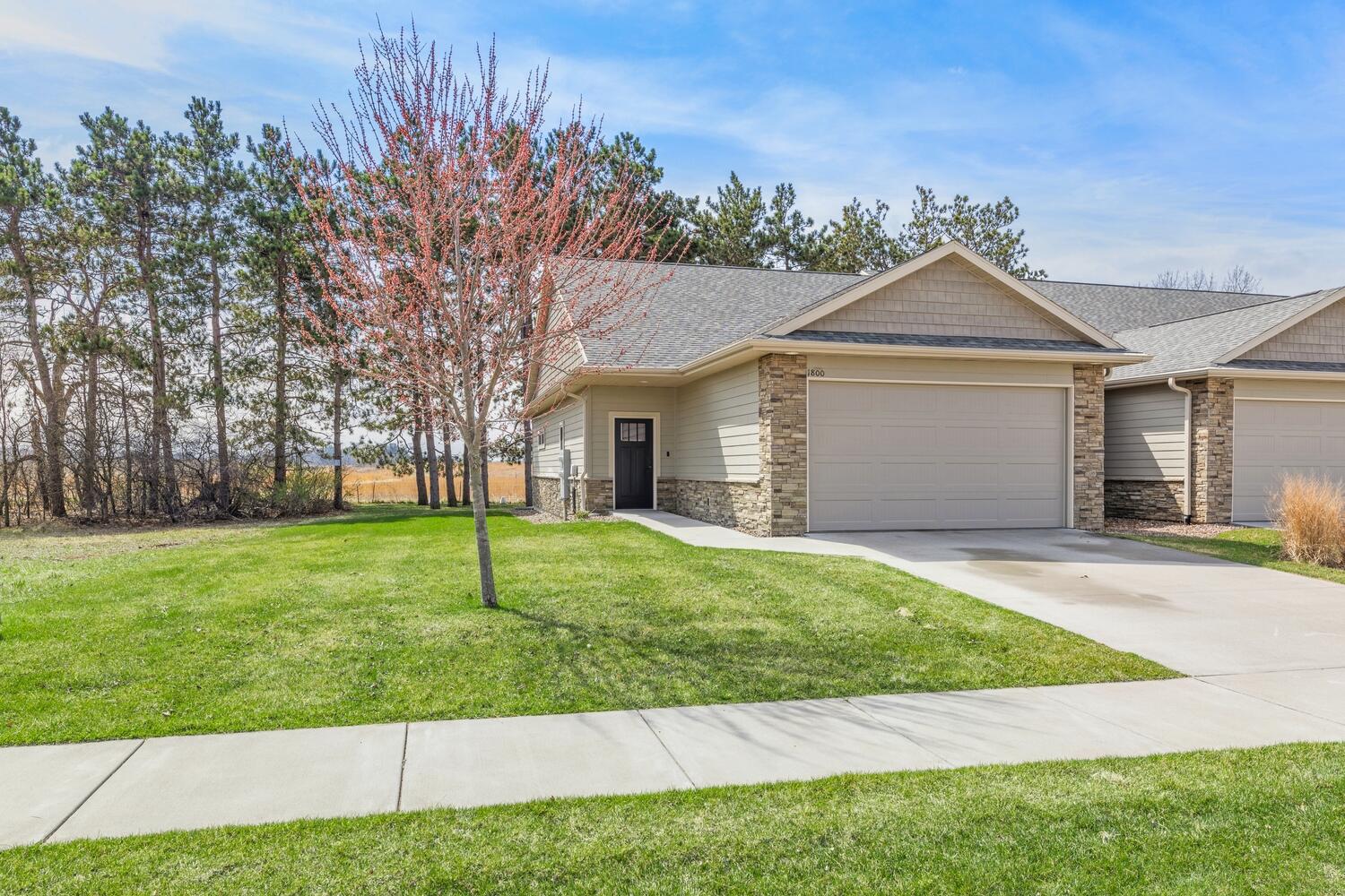 1800 Prairie Place Holmen, WI 54636 - Photo 33 of 33 1 FRONT