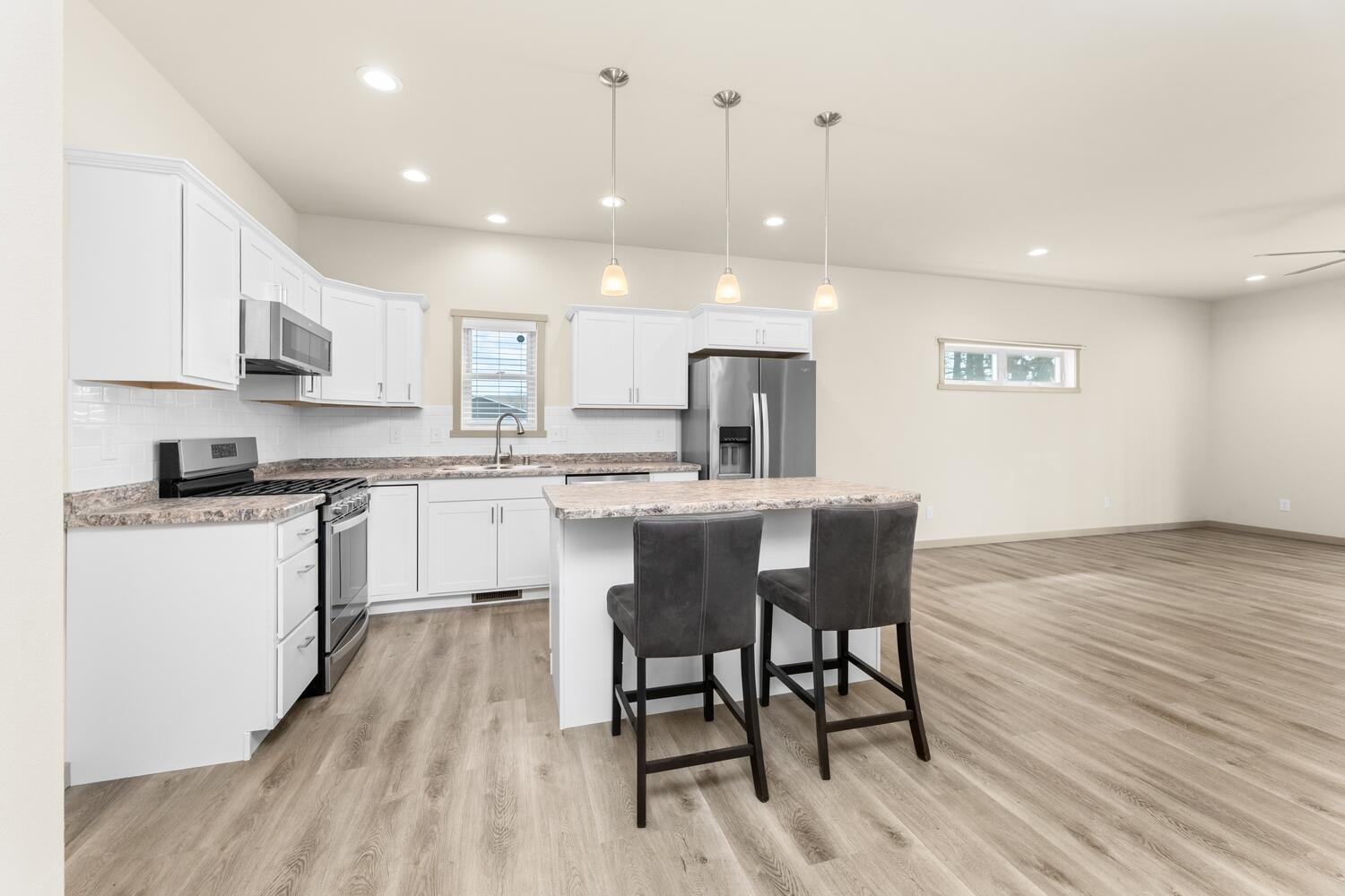 1800 Prairie Place Holmen, WI 54636 - Photo 7 of 33 8 KITCHEN
