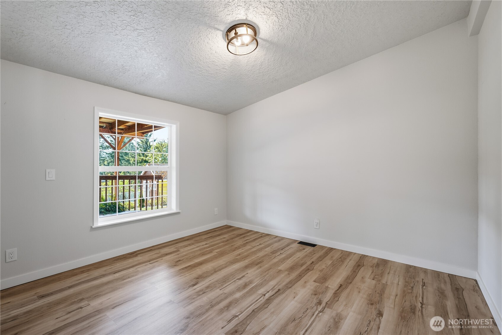 105 Robin Court Longview, WA 98632 - Photo 15 of 28