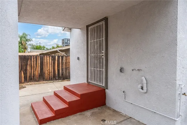 $445,000 | 1007 Lawton Street, Redlands, CA 92374