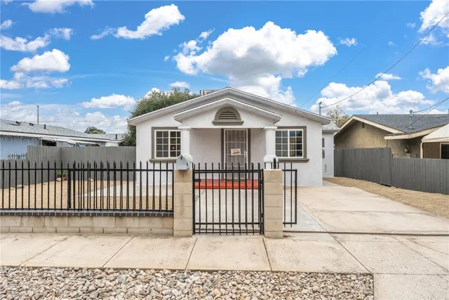 $445,000 | 1007 Lawton Street, Redlands, CA 92374