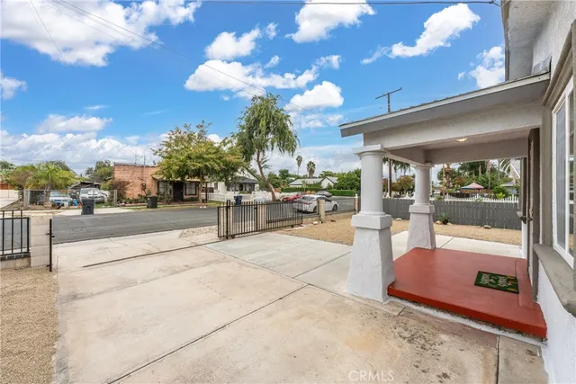$445,000 | 1007 Lawton Street, Redlands, CA 92374
