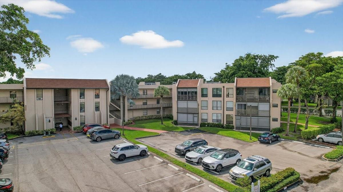 7950 West McNab Road, Unit 302 Tamarac, FL 33321 - Photo 3 of 30 Photo 3