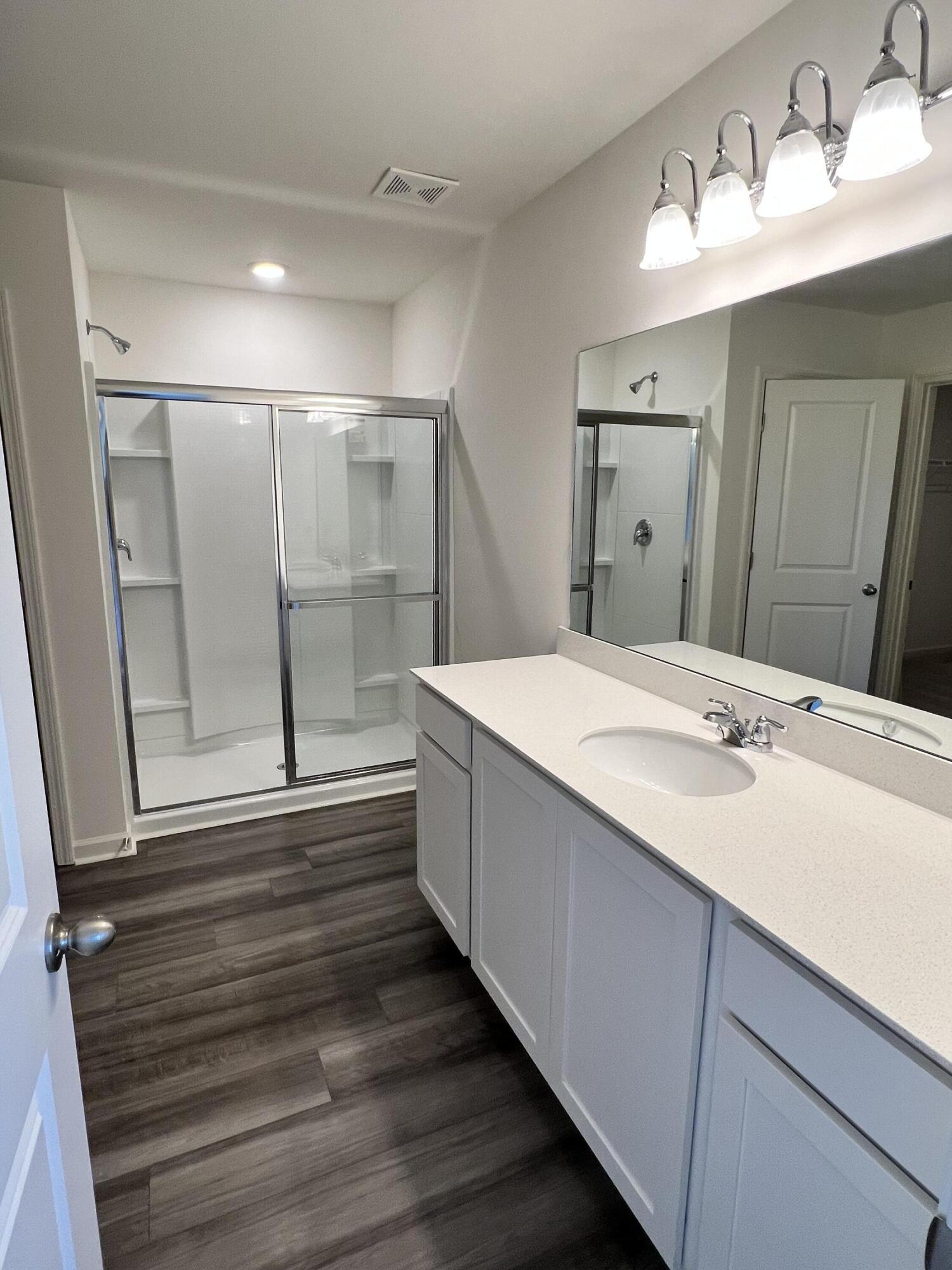 112 Forbes Road Summerville, SC 29486 - Photo 12 of 15 Master bath