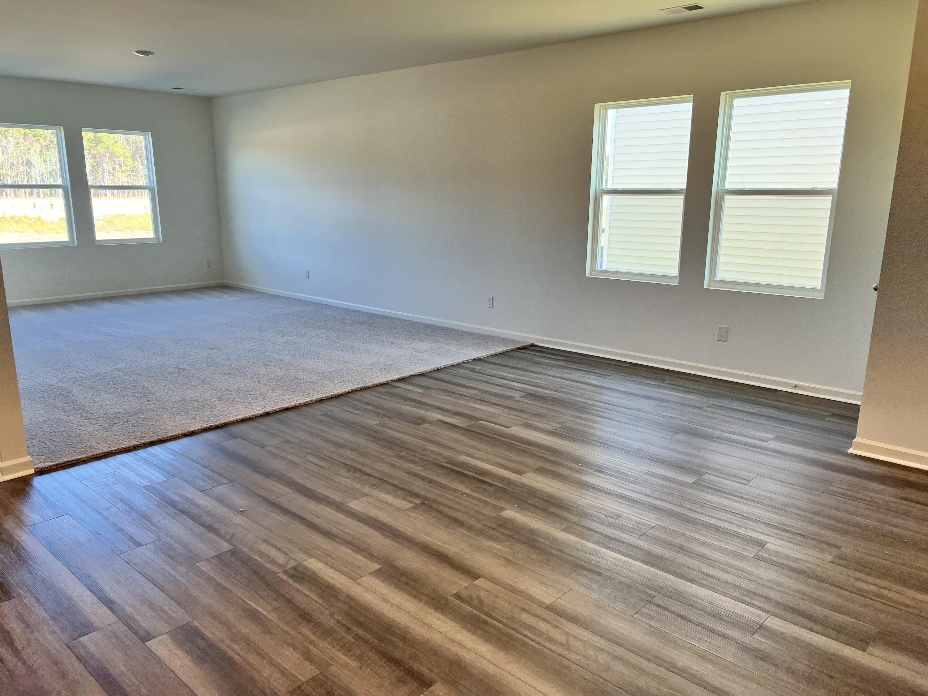 112 Forbes Road Summerville, SC 29486 - Photo 5 of 15 Dining room