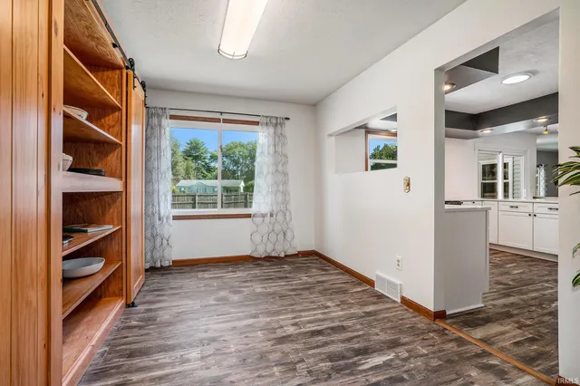 $365,000 | 624 Windy Cove Court, Mishawaka, IN 46544