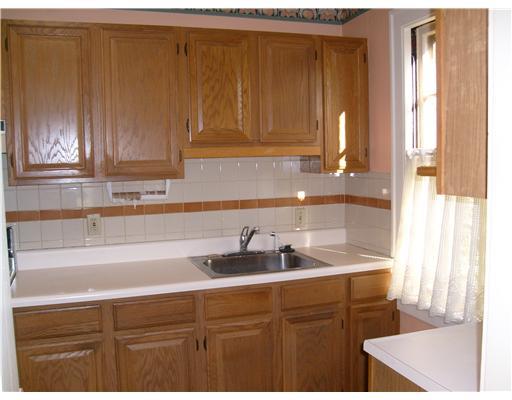 415 Olympia Road Pittsburgh, PA 15211 - Photo 6 of 16 Kitchen. UPDATED KITCHEN