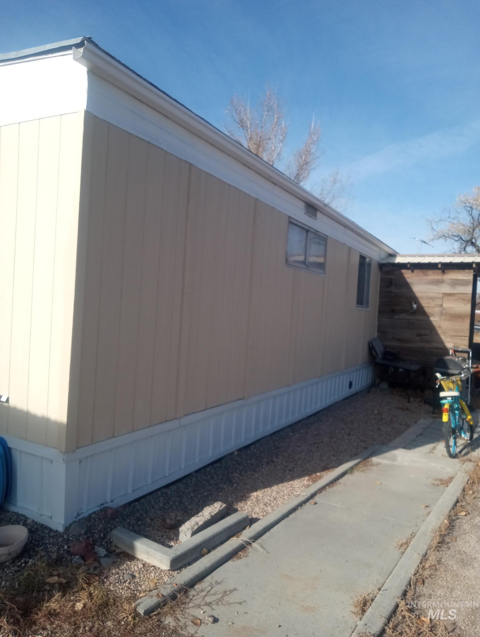 749 Ritter Avenue Vale, OR 97918 - Photo 27 of 28 View of property exterior