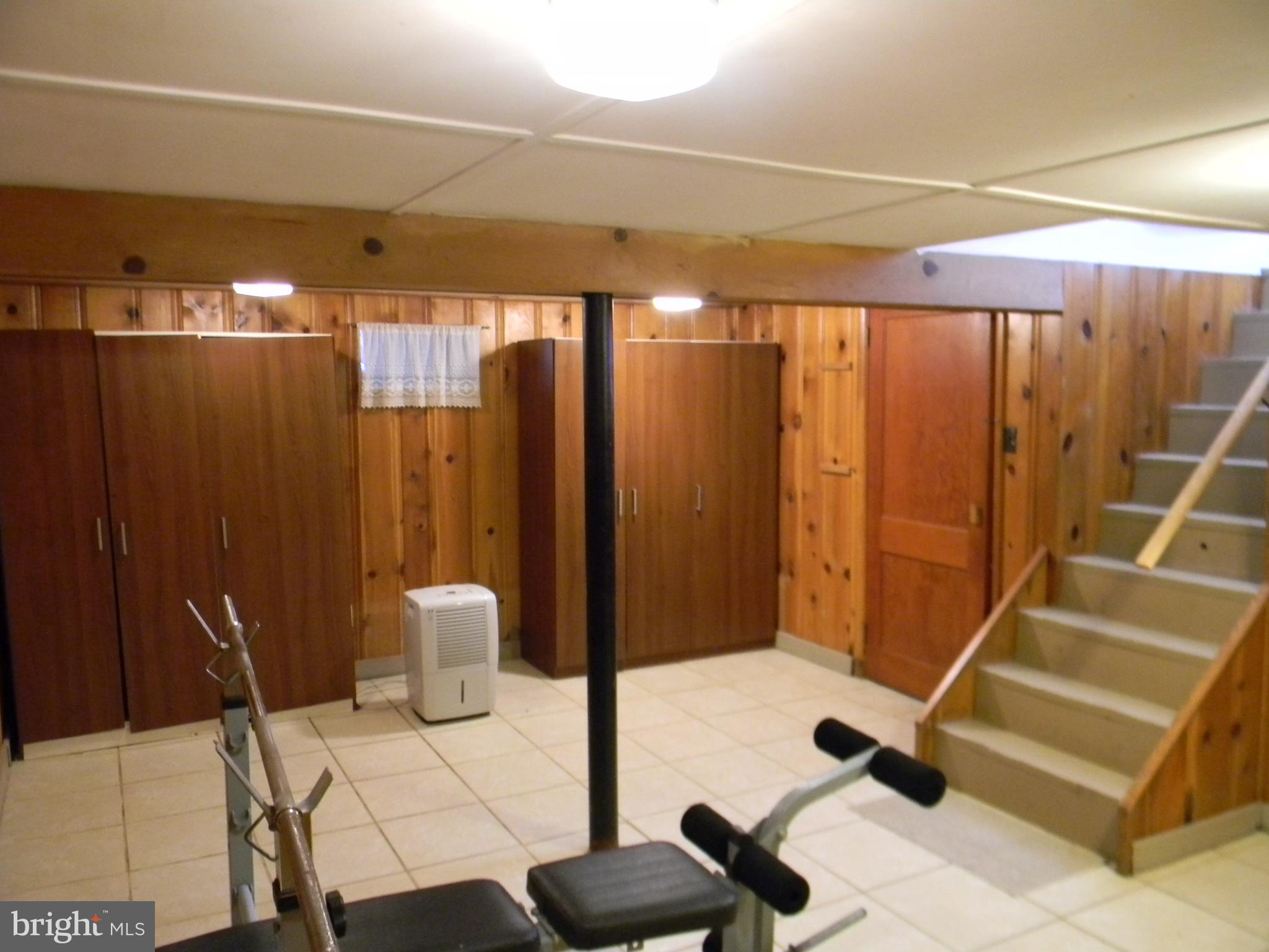 105 Ridge Road Elkton, MD 21921 - Photo 17 of 23 Basement- beautiful siding