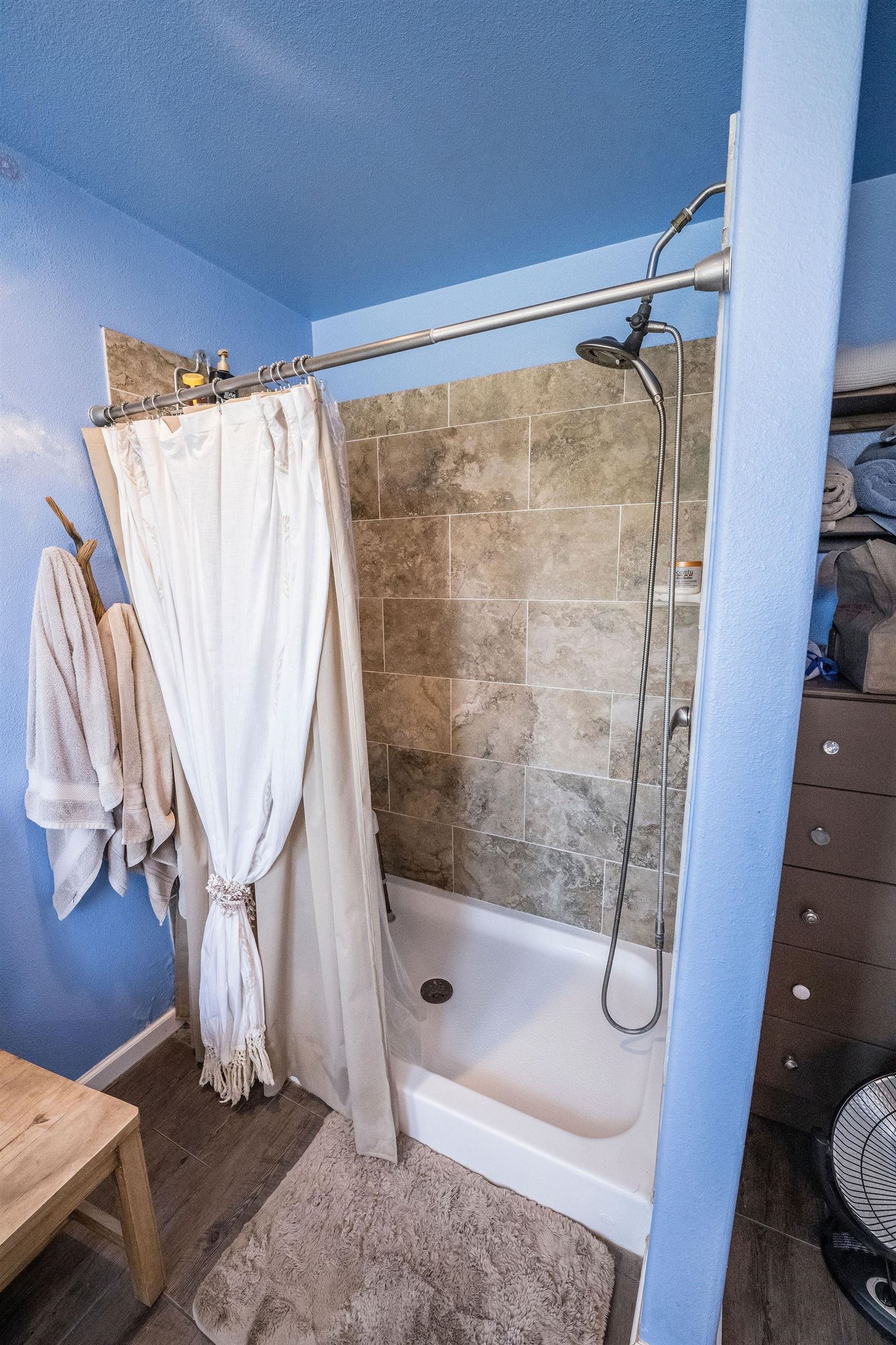 19958 Miller Canyon Ranch Road Glade Park, CO 81523 - Photo 13 of 42 a bathroom with a shower and a toilet