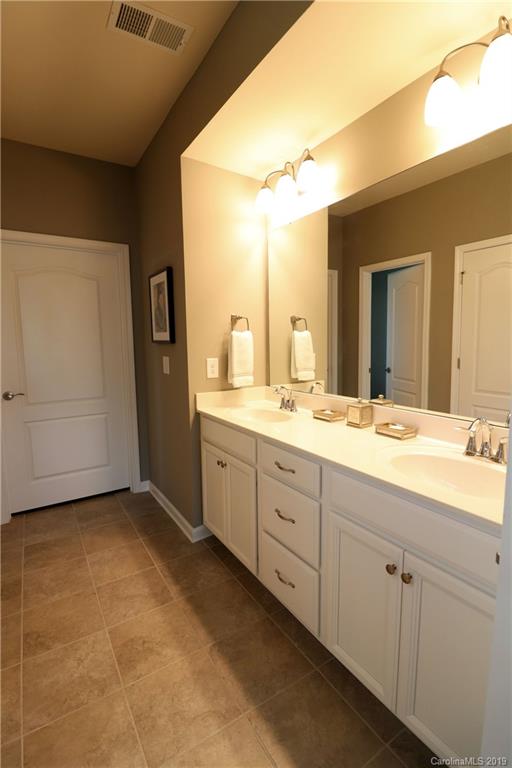 285 Kentmere Lane, Unit 39 Clover, SC 29710 - Photo 15 of 28