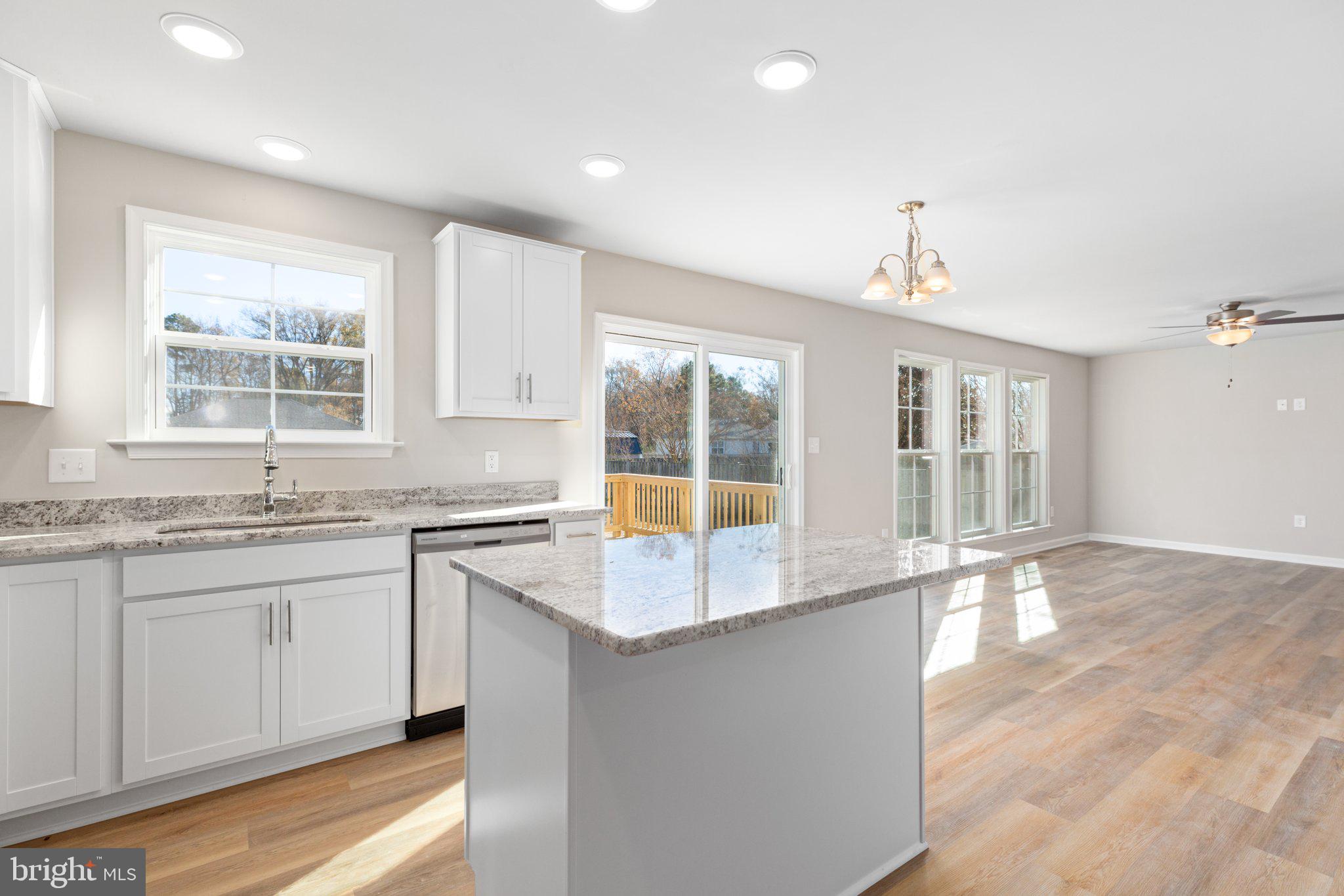 1064 Ebb Tide Drive Colonial Beach, VA 22443 - Photo 10 of 42