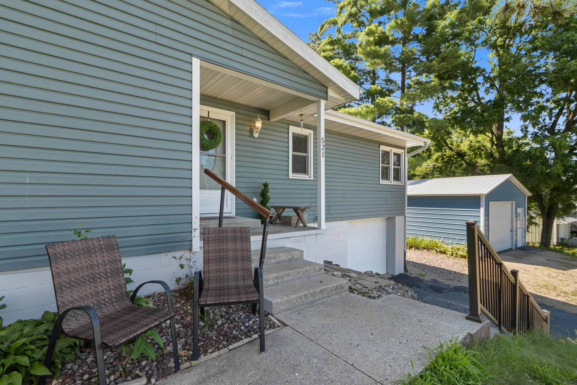521 Wells Street Rio, WI 53960 - Photo 4 of 63