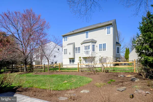 $850,000 | 10013 Fall Rain Drive, Laurel, MD 20723