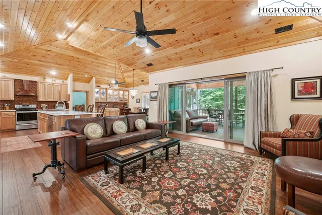 $999,999 | 225 Henry's Glen Drive, Morganton, NC 28655