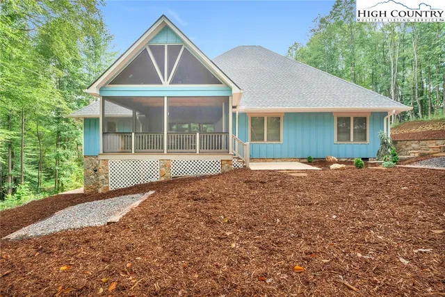 $999,999 | 225 Henry's Glen Drive, Morganton, NC 28655