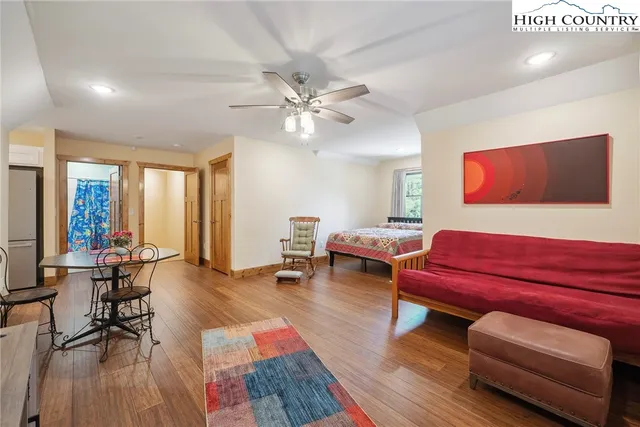 $999,999 | 225 Henry's Glen Drive, Morganton, NC 28655