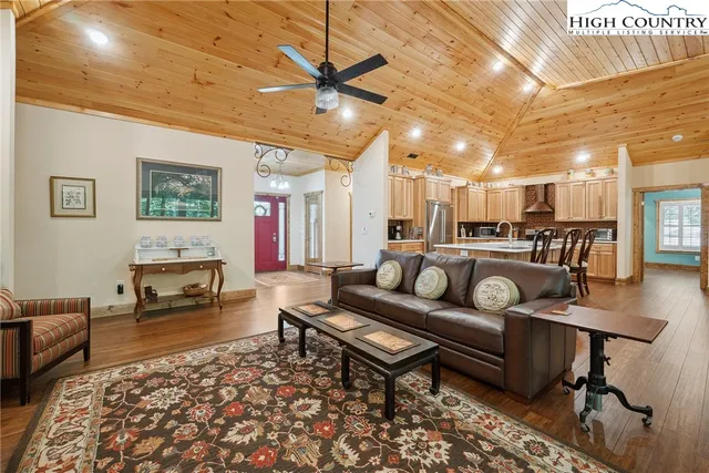 $999,999 | 225 Henry's Glen Drive, Morganton, NC 28655