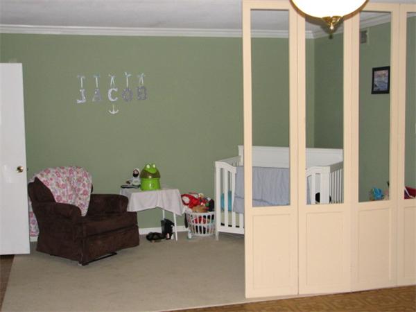 79 George Street Holyoke, MA 01040 - Photo 12 of 21 Gallery Image 12