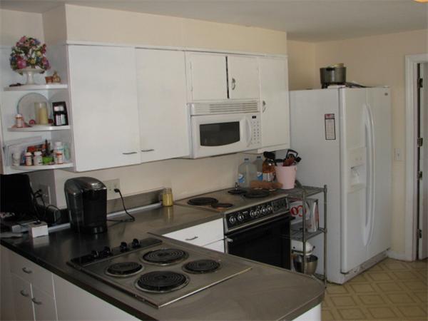 79 George Street Holyoke, MA 01040 - Photo 19 of 21 Gallery Image 19