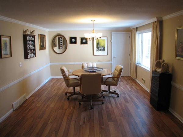 79 George Street Holyoke, MA 01040 - Photo 5 of 21 Gallery Image 5