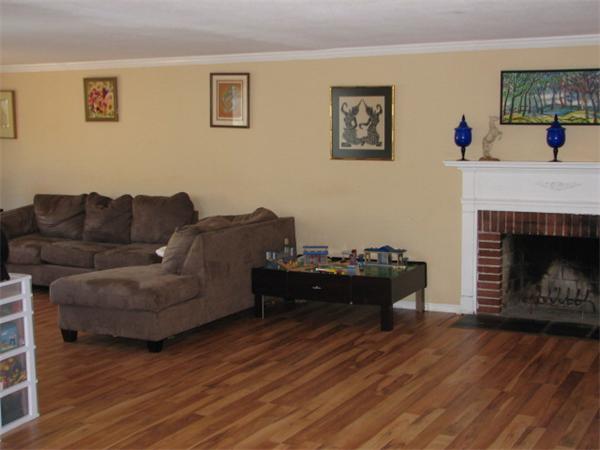 79 George Street Holyoke, MA 01040 - Photo 9 of 21 Gallery Image 9