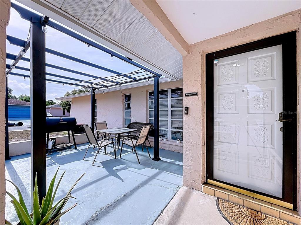 9115 Panda Lane Port Richey, FL 34668 - Photo 3 of 31