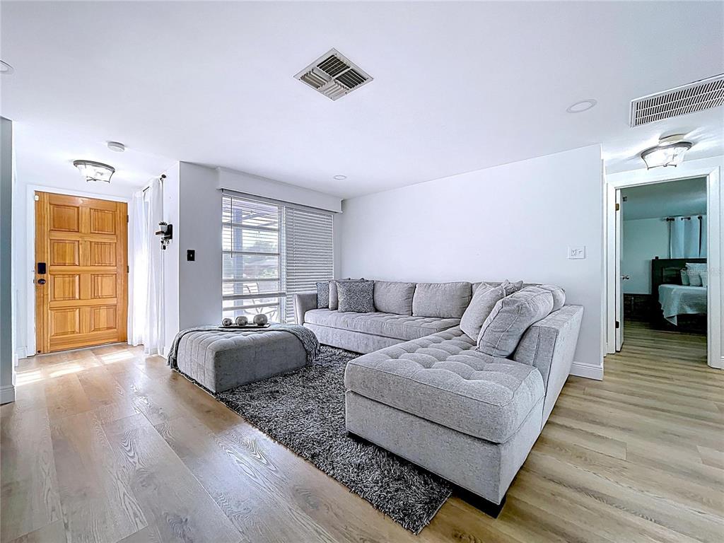 9115 Panda Lane Port Richey, FL 34668 - Photo 5 of 31