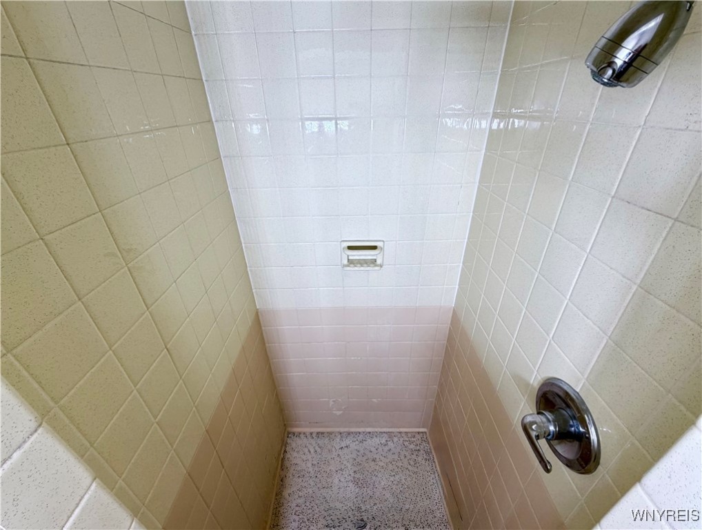 605 Ridge Road Lackawanna, NY 14218 - Photo 33 of 48